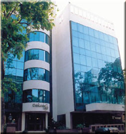 hoteloakwood.jpg